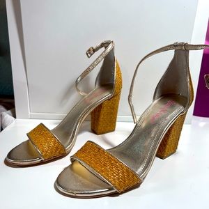 Lilly Pulitzer straw woven gold sandals heels sz 7